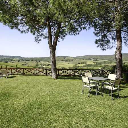 Fattoria Abbazia Monte Oliveto * San Gimignano