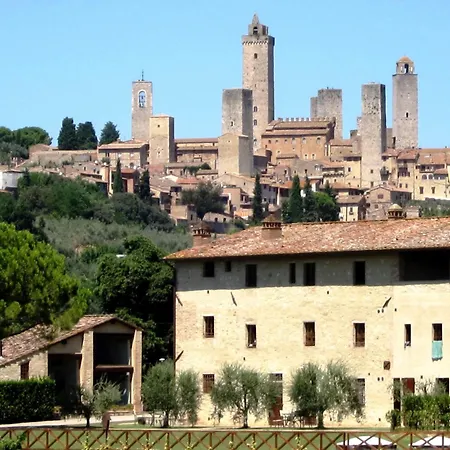 Fattoria Abbazia Monte Oliveto * San Gimignano